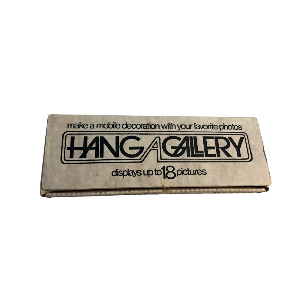Hang-A-Gallery Photo Mobile Kit Vintage 1977 Retro Decor White Displays 18 Photo